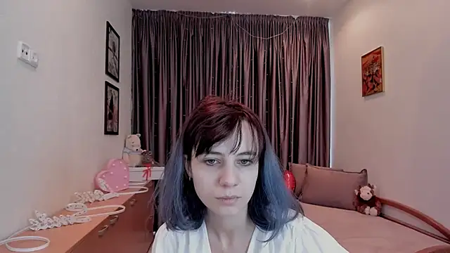 MiniLysii online show from April 2026 05:43:01 AM