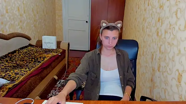Snapshot of MilaShka29 chatting on June 2026 09:46:02 AM MilaShka29 online show from June 2026 09:46:02 AM