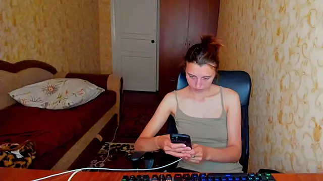 Snapshot of MilaShka29 chatting on June 2026 10:15:01 AM MilaShka29 online show from June 2026 10:15:01 AM
