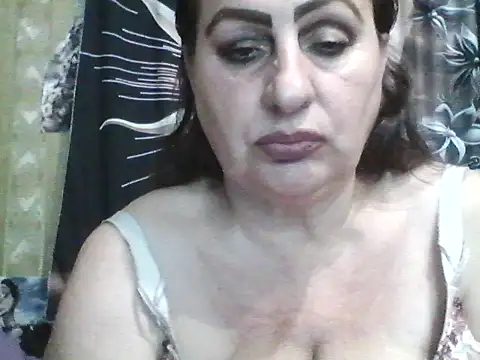 Snapshot of LoaqLovew chatting on July 2026 07:37:02 AM LoaqLovew online show from July 2026 07:37:02 AM