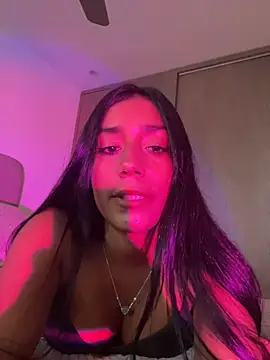 SaryJonex online show from May 2026 03:18:02 PM