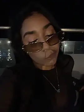 SaryJonex online show from May 2026 11:01:04 PM