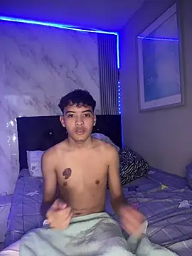 Good boys01 online show from May 2026 09:56:02 PM