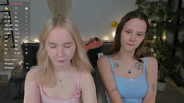 lisaluve online show from June 2026 07:42:01 PM
