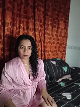 Divya888 online show from April 2026 06:16:01 PM