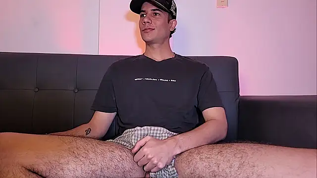 Derek stud  online show from April 2026 04:05:02 AM