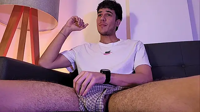Snapshot of Derek_stud_ chatting on June 2026 04:30:02 AM Derek stud online show from June 2026 04:30:02 AM