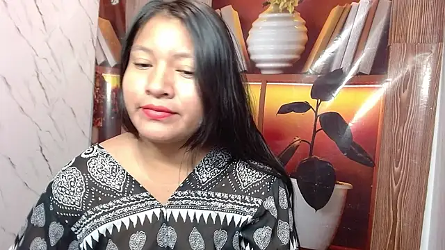 Snapshot of Sol_vannesa chatting on May 2026 05:16:02 AM Sol vannesa online show from May 2026 05:16:02 AM