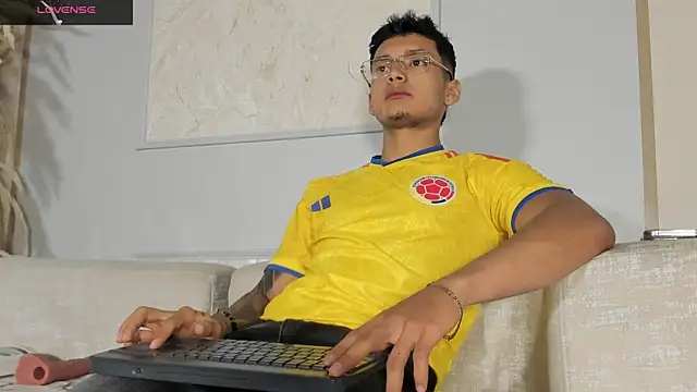 Alan Salazar online show from June 2026 05:47:01 PM