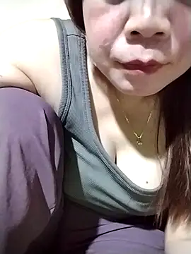 Squirt107 online show from May 2026 12:43:01 PM