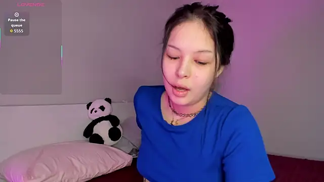 Snapshot of missinfull chatting on May 2026 01:19:01 PM missinfull online show from May 2026 01:19:01 PM