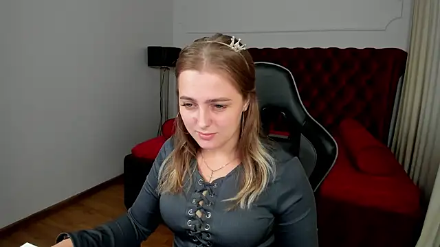 EllaBells online show from July 2026 05:05:01 AM