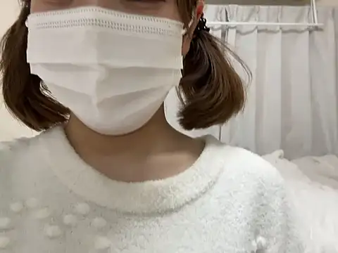 hiyo vv  online show from April 2026 12:41:01 PM