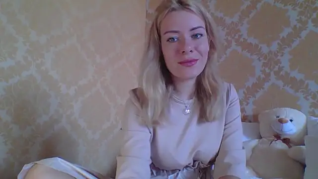Softy Aura  online show from July 2026 09:07:02 AM