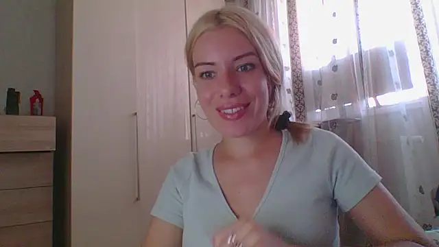 Softy Aura  online show from August 2026 02:19:01 PM