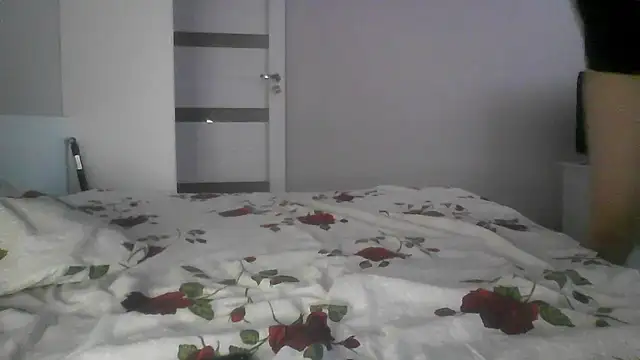 Amanda Mia  online show from June 2026 04:11:01 PM