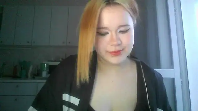 Amanda Mia  online show from June 2026 04:08:02 PM