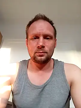 FlirtFehler404 online show from April 2026 05:59:02 PM