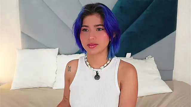 Snapshot of Sky_Riyoo chatting on July 2026 04:37:02 AM Sky Riyoo online show from July 2026 04:37:02 AM