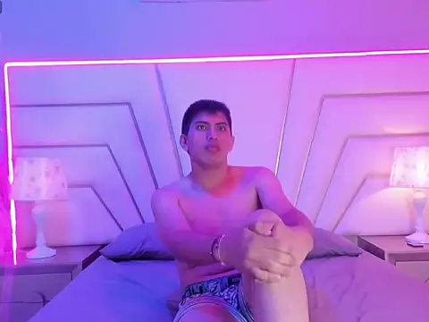 J Dominius online show from April 2026 01:42:02 PM