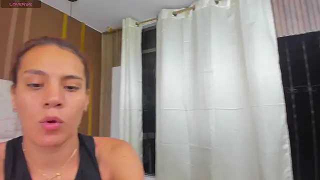 AlahiaEvanz online show from May 2026 04:50:01 AM
