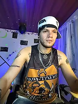 FonixXBelialX online show from May 2026 12:07:01 AM