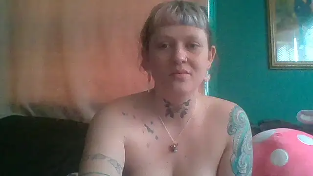 RosieSwitchBitch online show from May 2026 04:56:02 PM