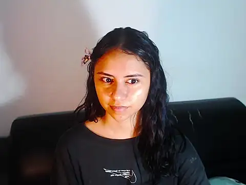 BellaLuxxs online show from June 2026 10:14:02 PM