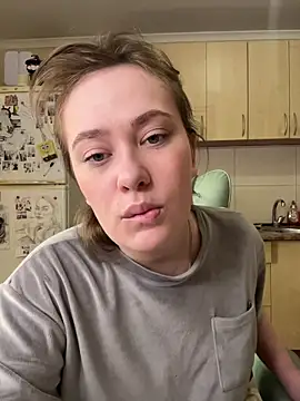 BettyRussian online show from April 2026 04:21:02 AM