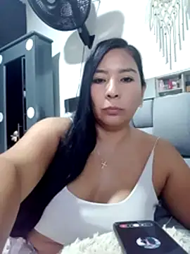 Angelsashaa07 online show from May 2026 10:52:02 PM