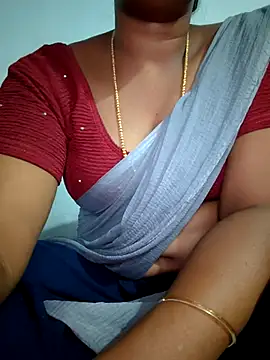 Tamil Hot HoneyBee online show from July 2026 05:06:01 PM