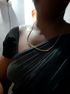 Tamil Hot HoneyBee online show from July 2026 11:45:01 AM