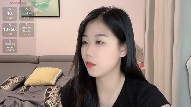 F-Yuwei online show from May 2026 03:19:01 PM