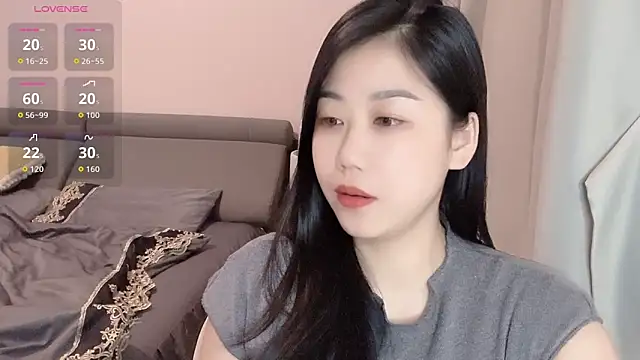 F-Yuwei online show from May 2026 01:19:01 PM