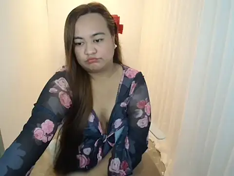 Czarinna online show from May 2026 04:44:02 PM