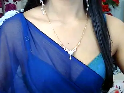 Alina Nur online show from May 2026 02:35:02 PM