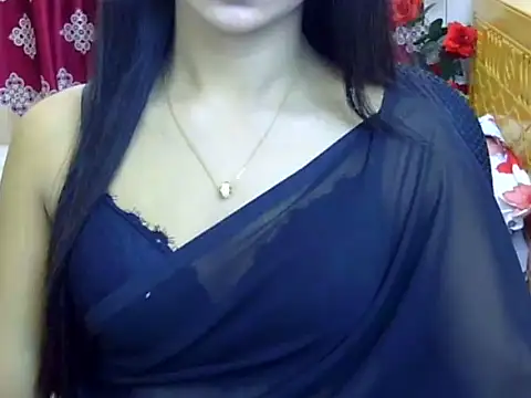 Alina Nur online show from July 2026 06:02:02 PM