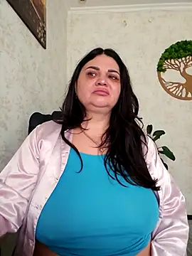 -CUTE-EVVIL- online show from May 2026 07:48:02 AM