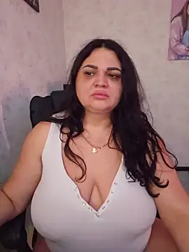 -CUTE-EVVIL- online show from May 2026 05:31:02 PM
