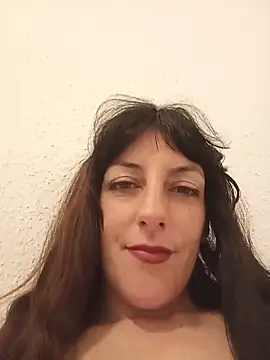 Valeriadolce online show from May 2026 01:02:04 AM