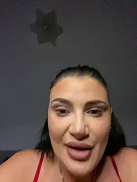 AylaSparkk online show from June 2026 09:38:01 PM