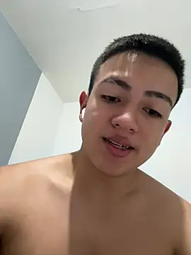 santiagoo madrid online show from April 2026 02:53:02 AM