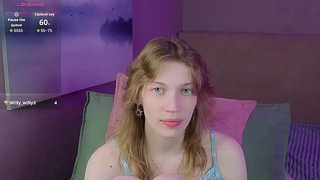 Emily Cartex online show from June 2026 05:43:02 AM