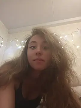 -NicoleSmith- online show from May 2026 06:16:02 PM