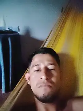 chicolargo17 online show from May 2026 12:23:02 PM