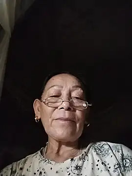 Snapshot of mouth22 chatting on June 2026 01:47:01 PM mouth22 online show from June 2026 01:47:01 PM