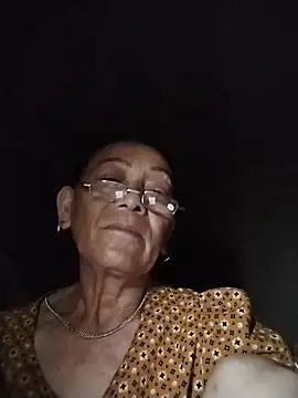 Snapshot of mouth22 chatting on June 2026 10:03:02 PM mouth22 online show from June 2026 10:03:02 PM