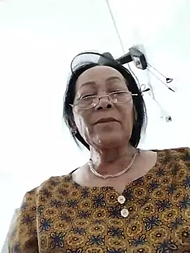 Snapshot of mouth22 chatting on July 2026 12:34:01 PM mouth22 online show from July 2026 12:34:01 PM
