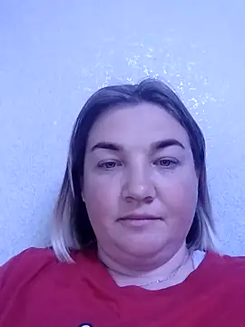 MiyaOlliver online show from April 2026 03:32:01 PM