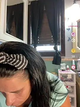 Vanessa Valentine online show from July 2026 02:21:01 PM
